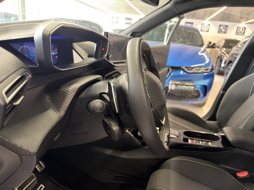 PEUGEOT 2008 1200 HYBRID 145 CV GT CAMERA 360 NAVI